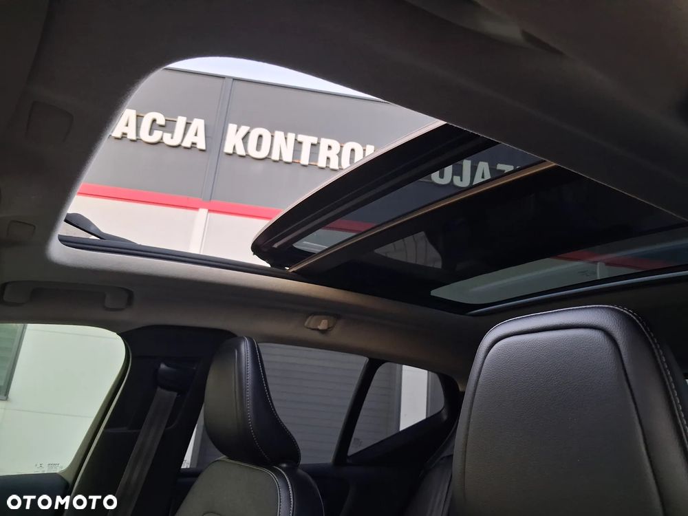 Volvo XC 40 - 31
