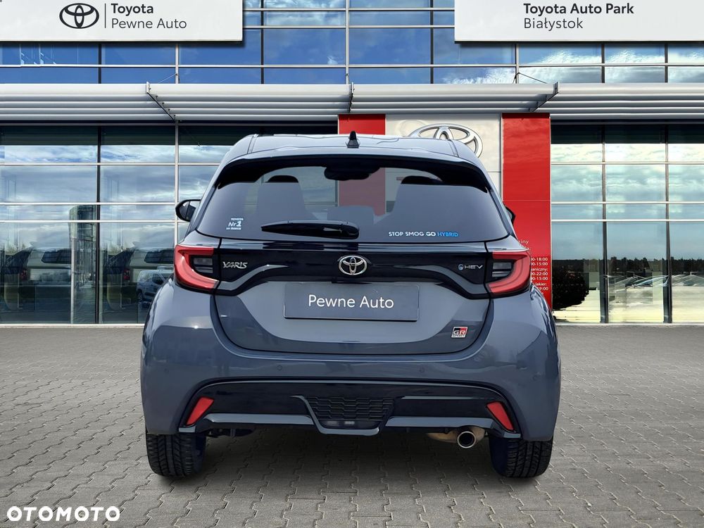 Toyota Yaris - 5