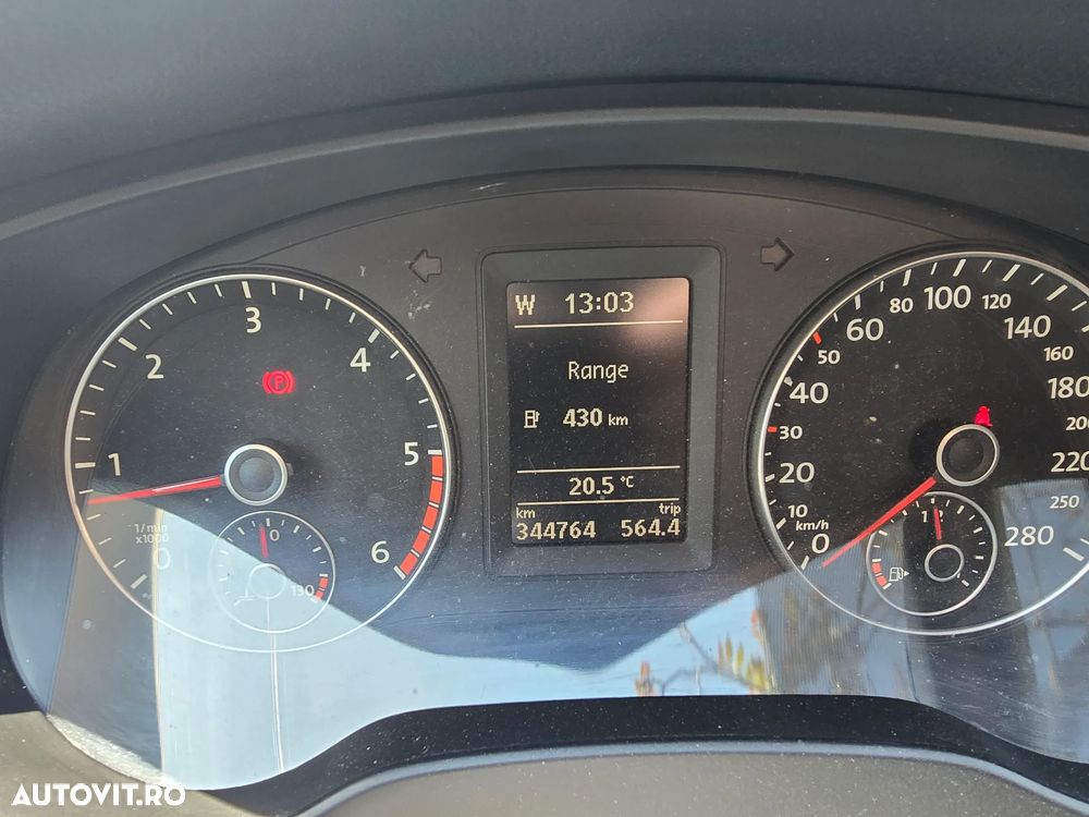Volkswagen Jetta - 12