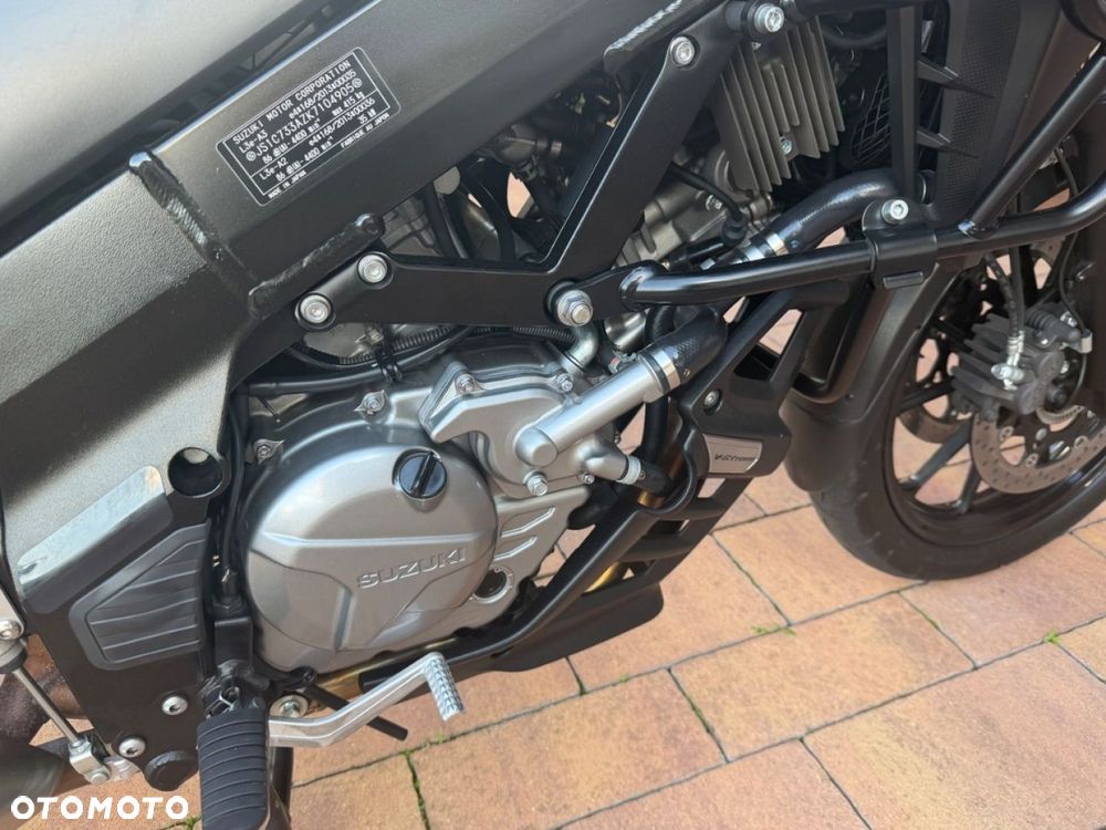 Suzuki V-STROM - 9