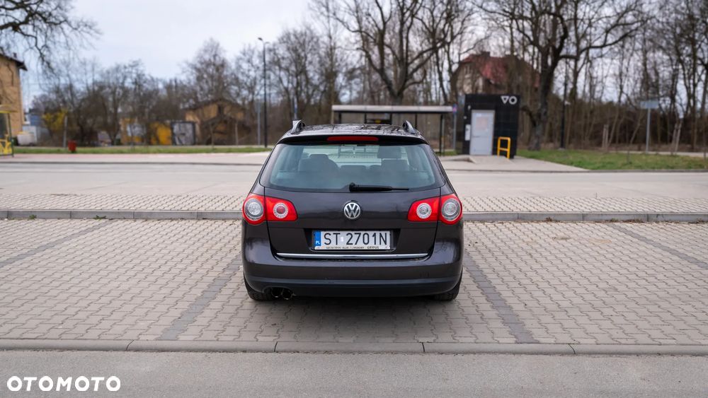 Volkswagen Passat Variant 1.8 TSI Comfortline - 5