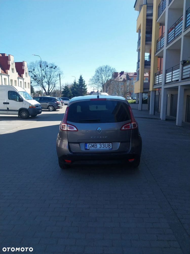 Renault Scenic 1.6 16V Authentique - 10