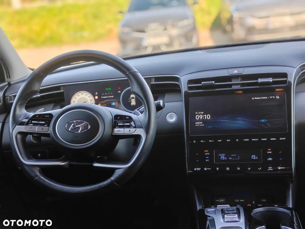 Hyundai Tucson 1.6 T-GDi HEV Executive 2WD - 13