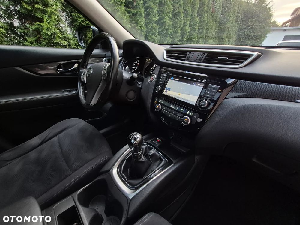 Nissan X-Trail 1.6 DIG-T N-Vision - 31