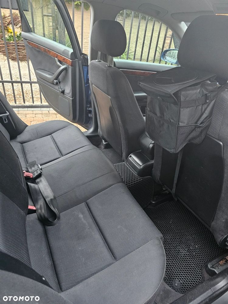 Audi A4 Avant 1.8T - 6