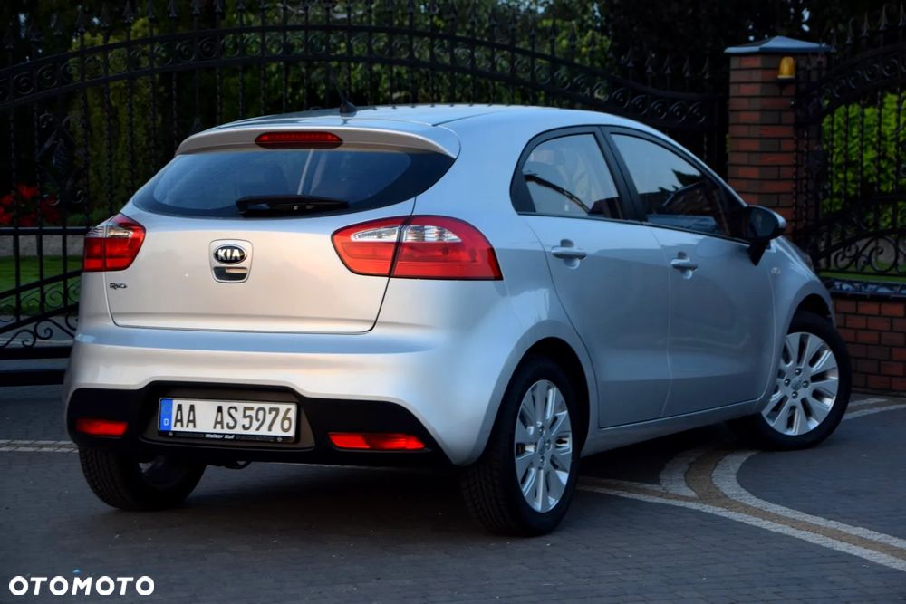 Kia Rio 1.2 Edition 7 - 13