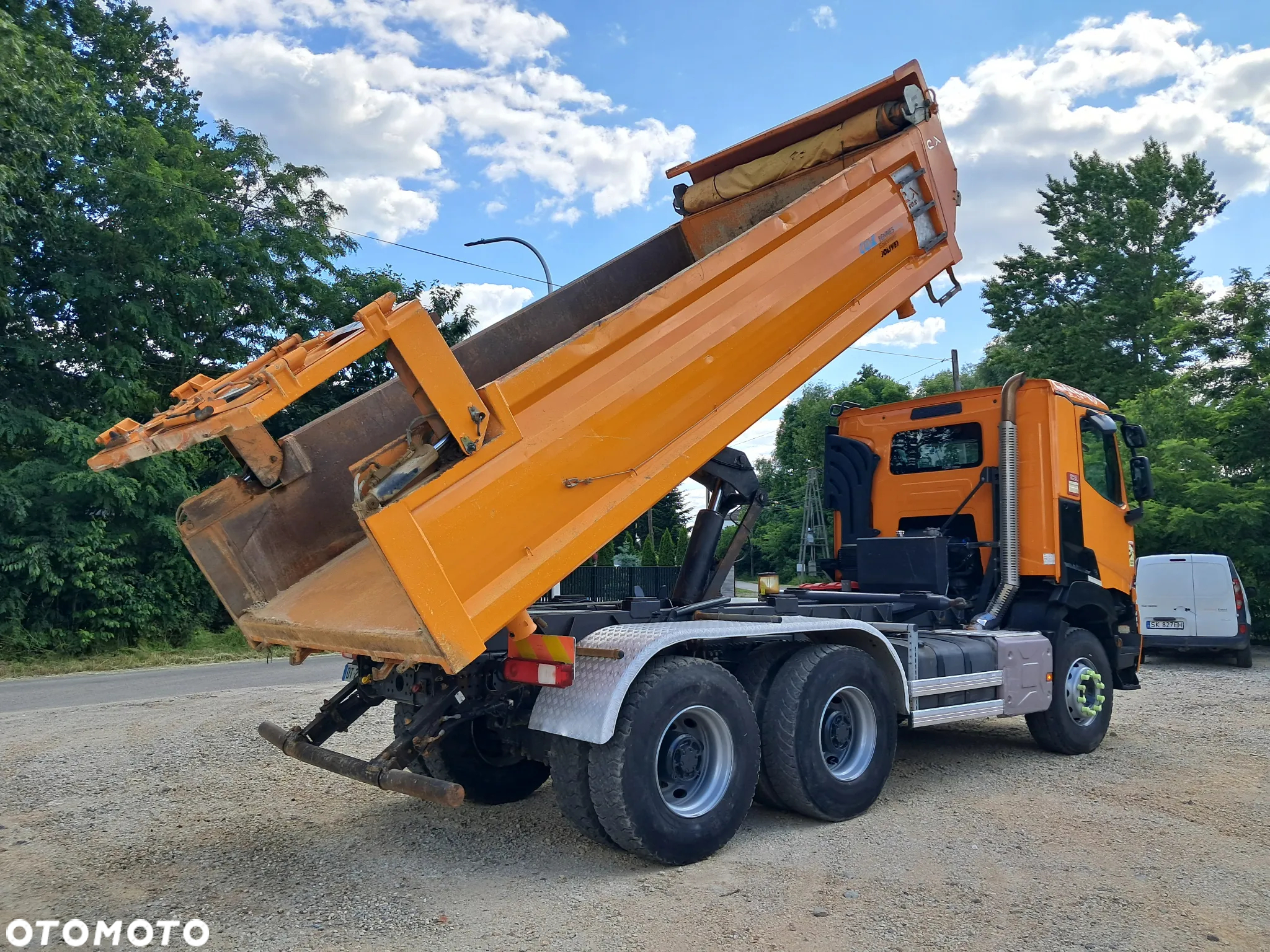 Renault C460 wywrotka 6x4 hydroburta - 9