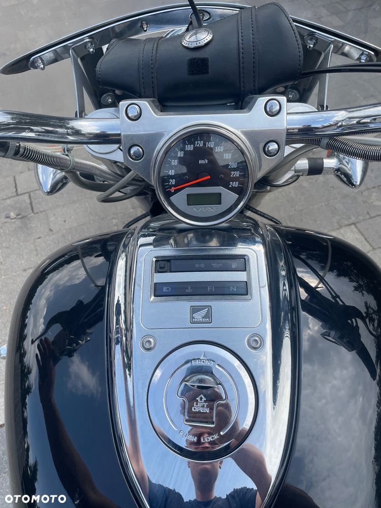 Honda VTX - 13