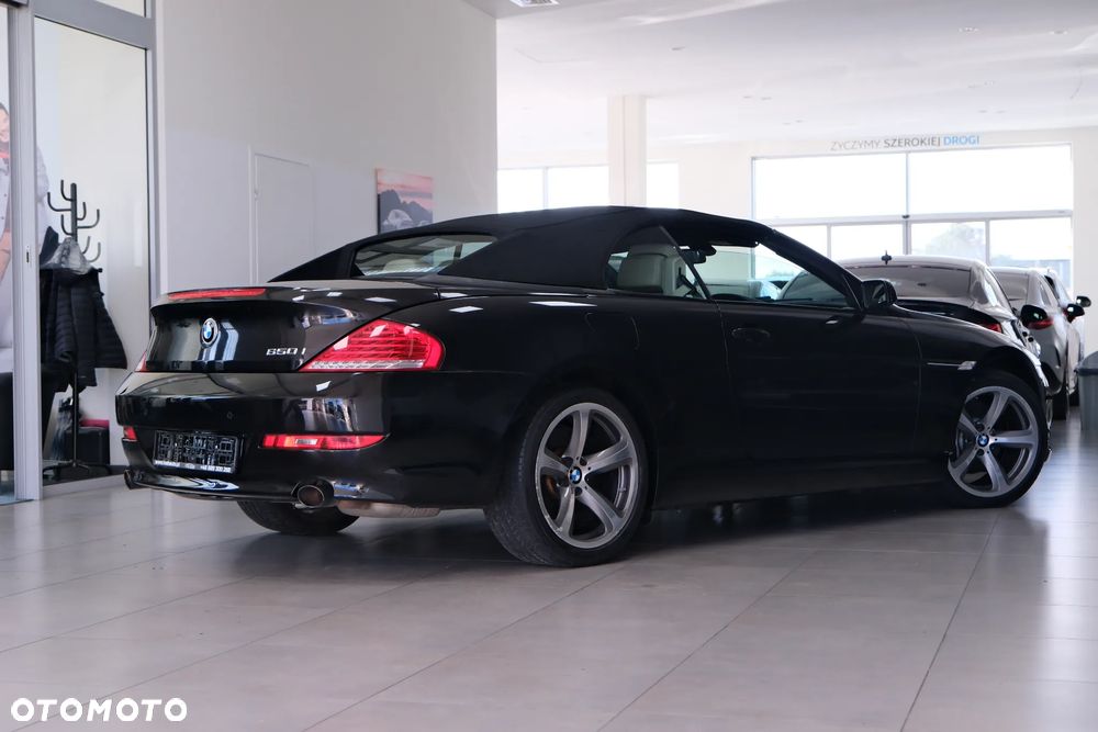 BMW Seria 6 650 i - 7