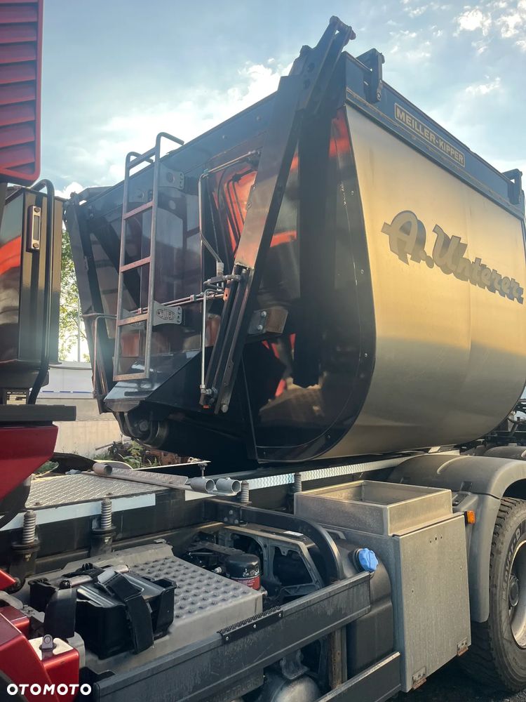 Renault wywrotka 6x4 do masy - 3