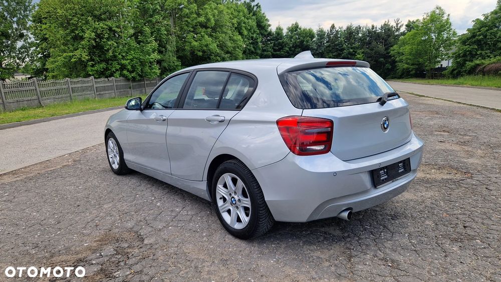 BMW Seria 1 118d Sport Line - 5