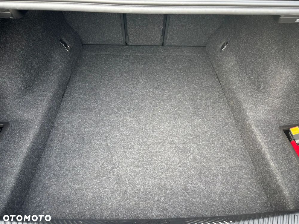 BMW Seria 5 520d mHEV M Sport - 26