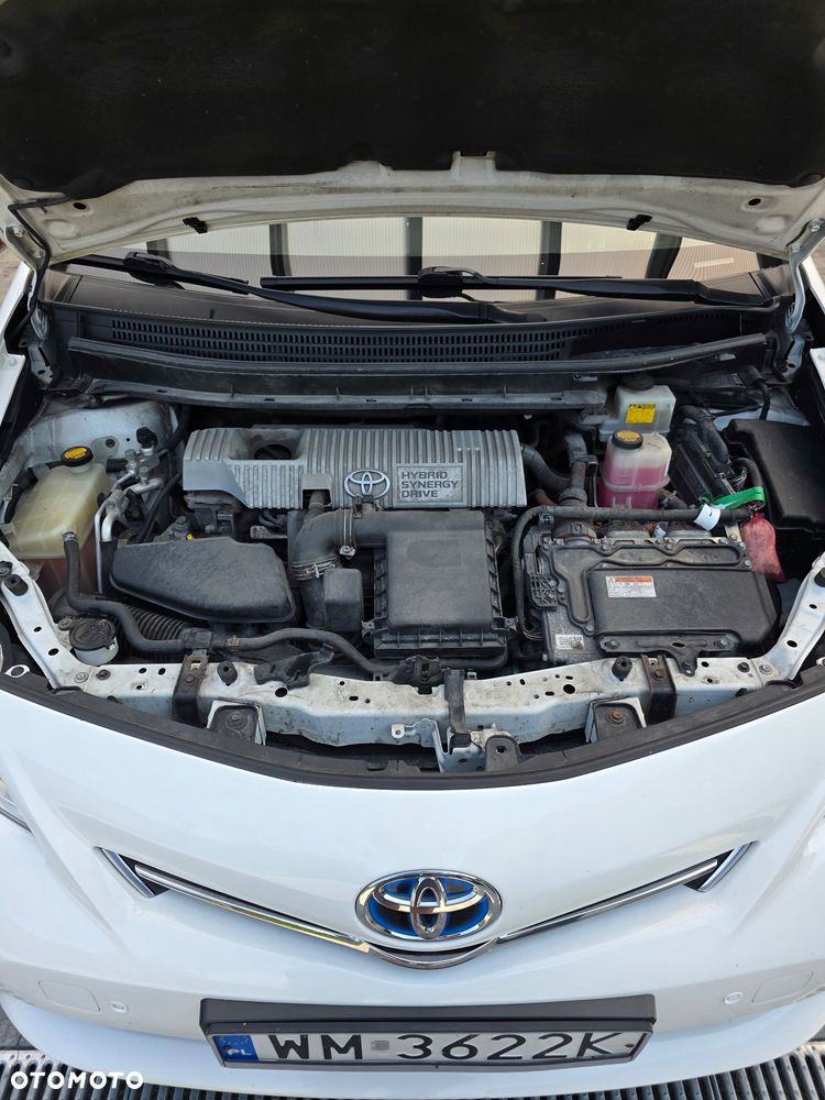 Toyota Prius+ (Hybrid) Comfort - 19