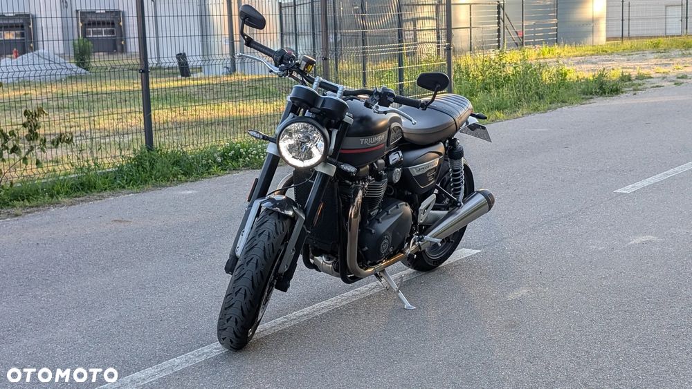 Triumph Speed Twin - 3
