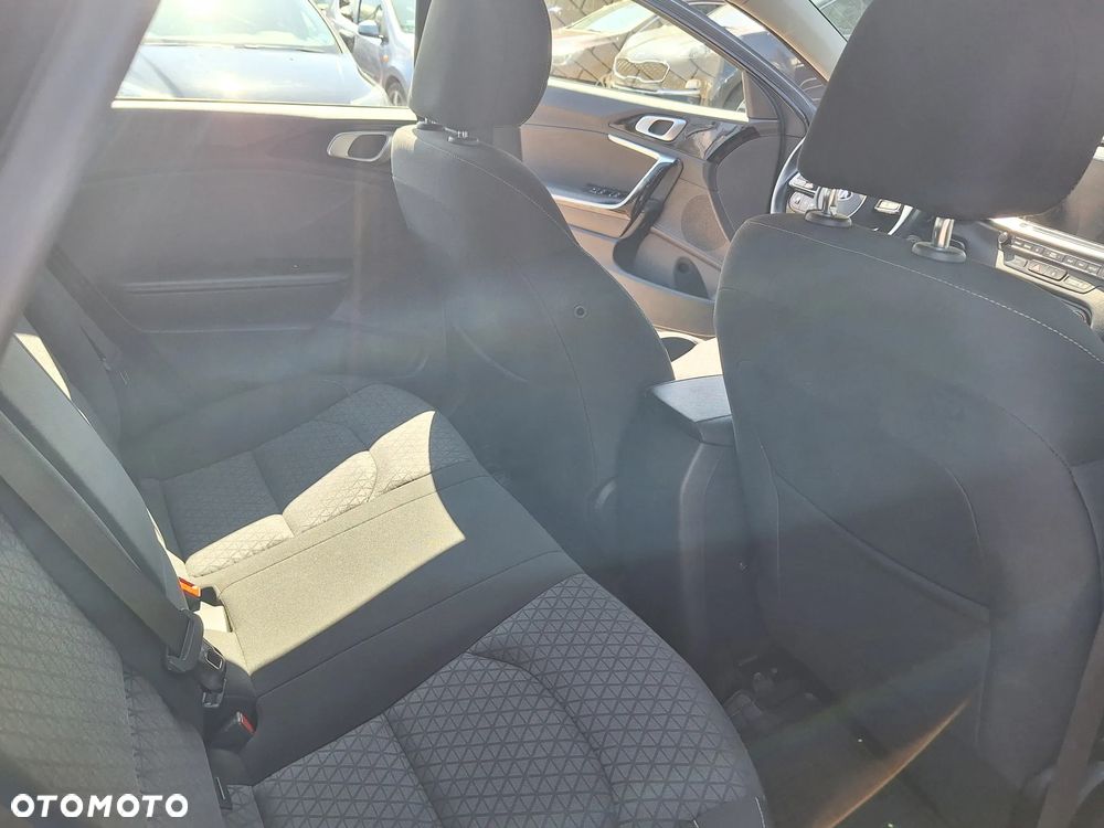 Kia Ceed 1.4 T-GDI OPF Platinum Edition - 8