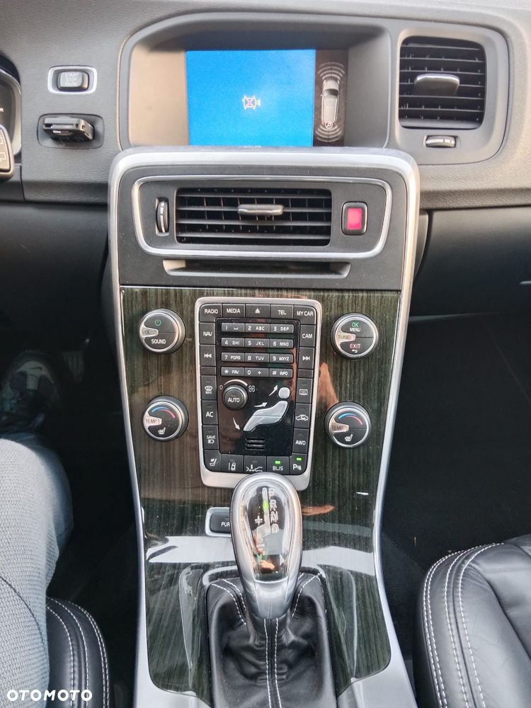 Volvo V60 D6 AWD Plug-in Hybrid Summum - 21