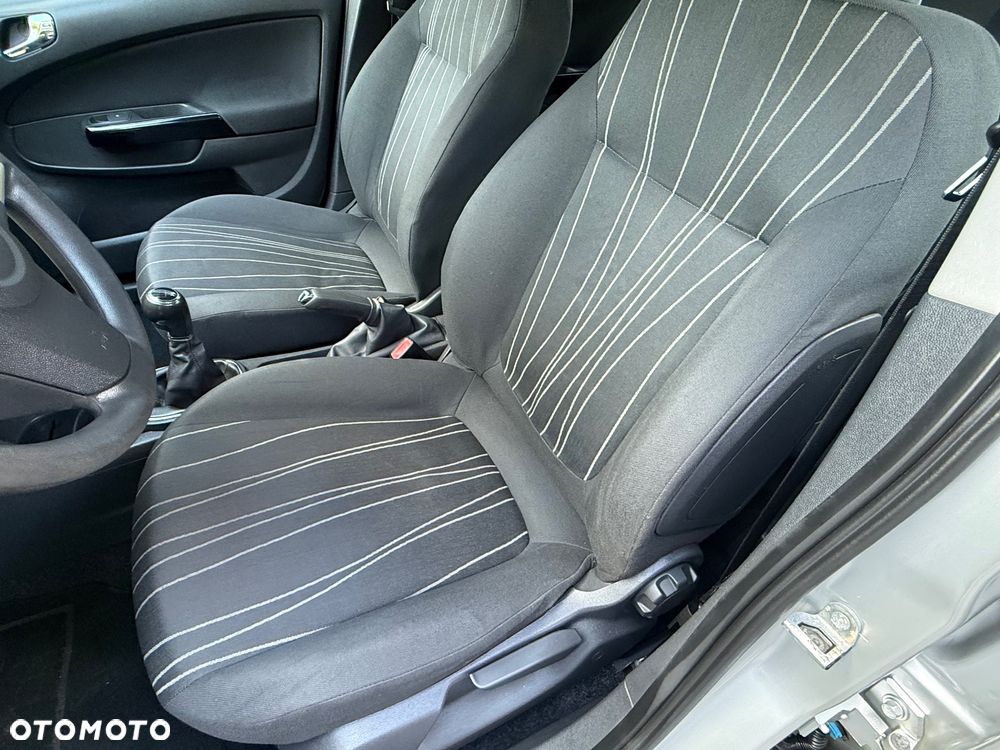 Opel Corsa 1.4 16V - 20