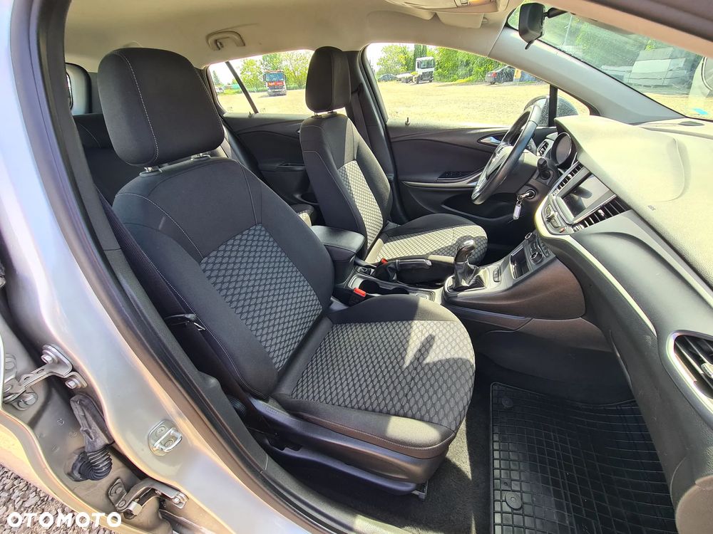 Opel Astra 1.2 T S&S - 27