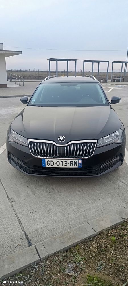 Skoda Superb 2.0 TDI DSG Selection - 1