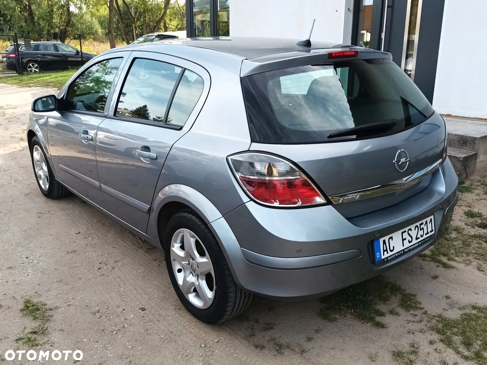 Opel Astra 1.6 Edition Plus - 4