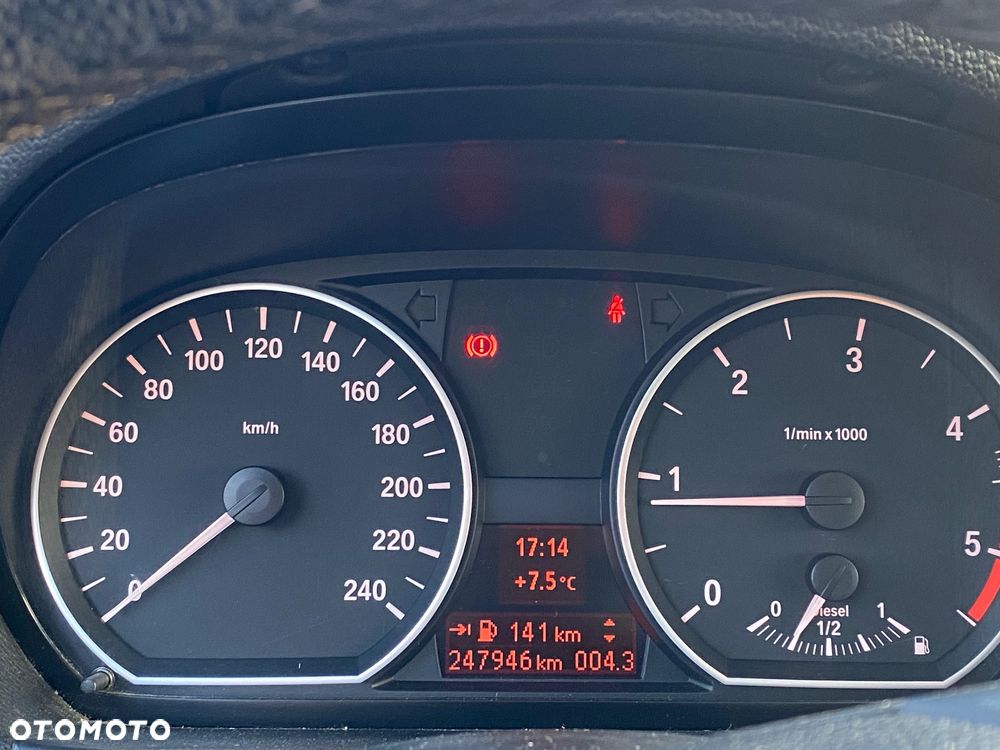 BMW Seria 1 118d - 7