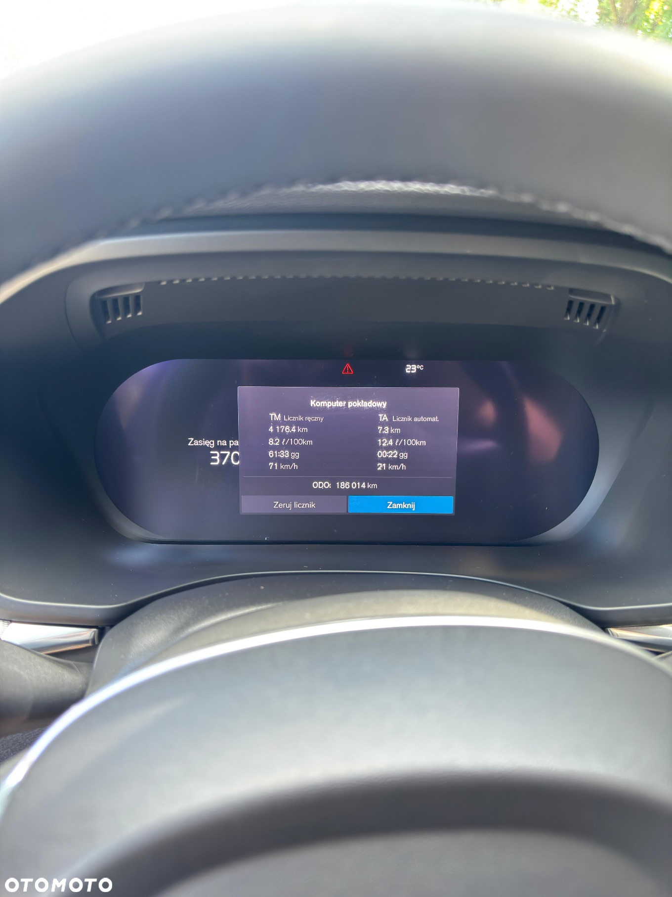 Volvo XC 60 D4 AWD R-Design - 29