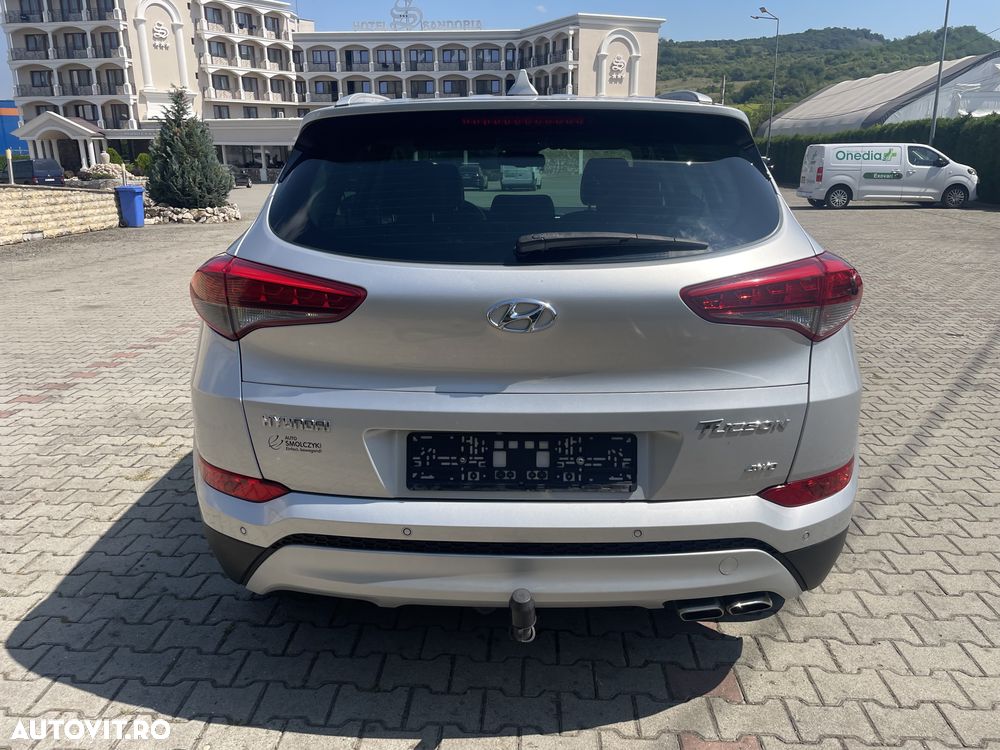 Hyundai Tucson 2.0 CRDI 4WD 6AT Premium+ - 17
