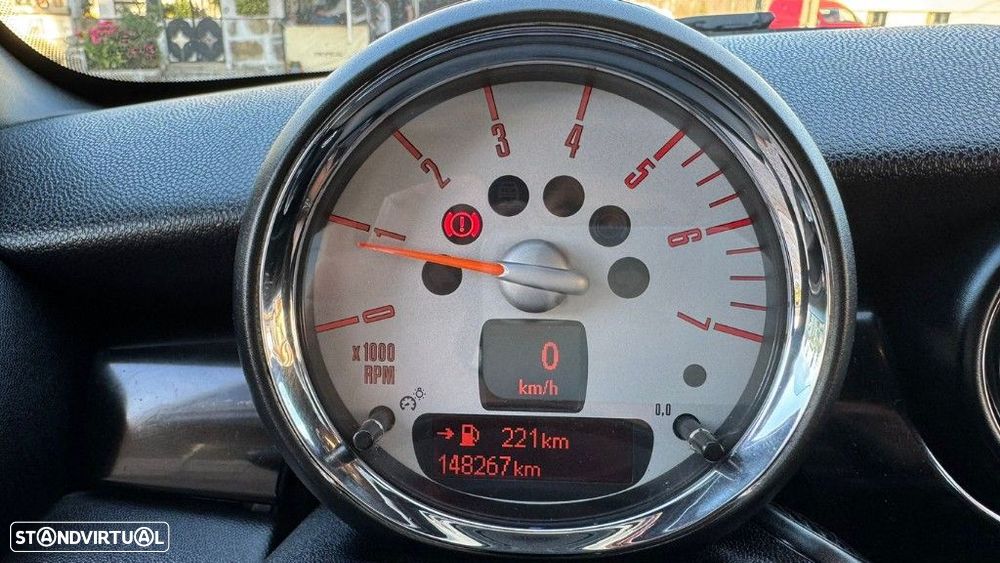 MINI 3 Portas Cooper SD - 14