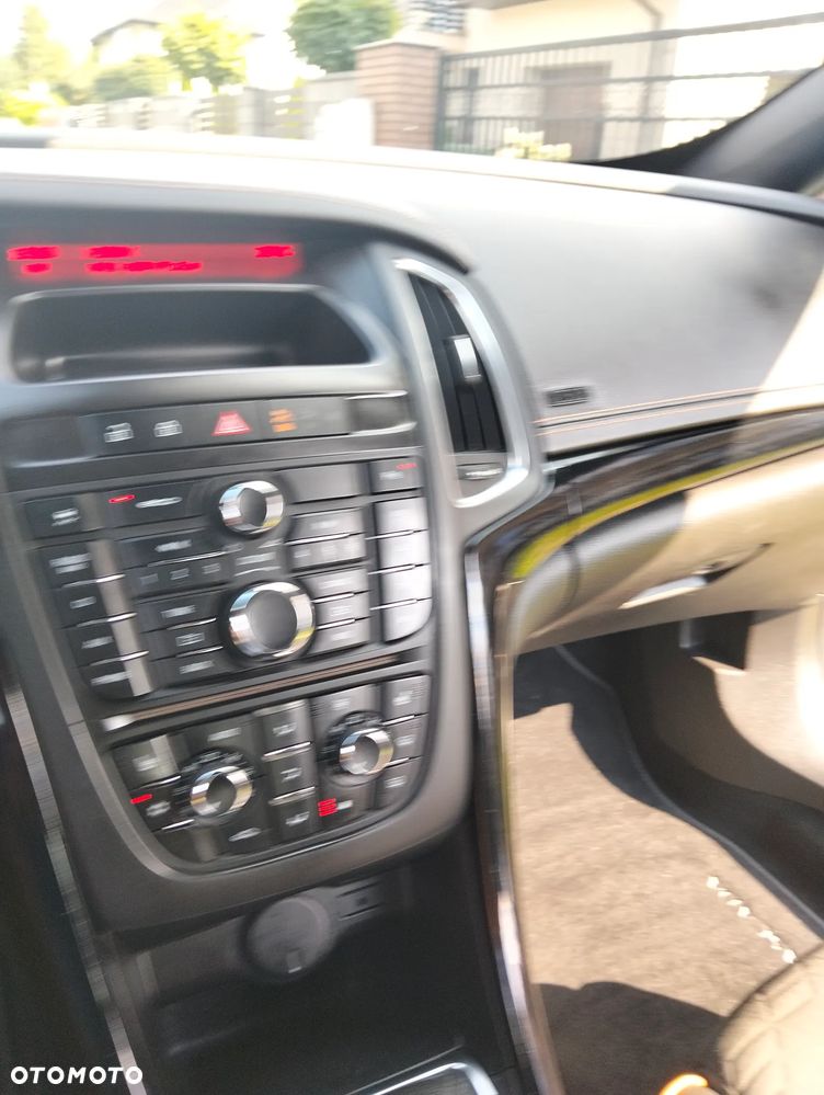 Opel Cascada 1.4 Turbo (ecoFLEX) Start/Stop Innovation - 25