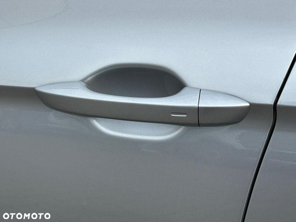 Volkswagen Passat 2.0 TSI Business DSG - 35