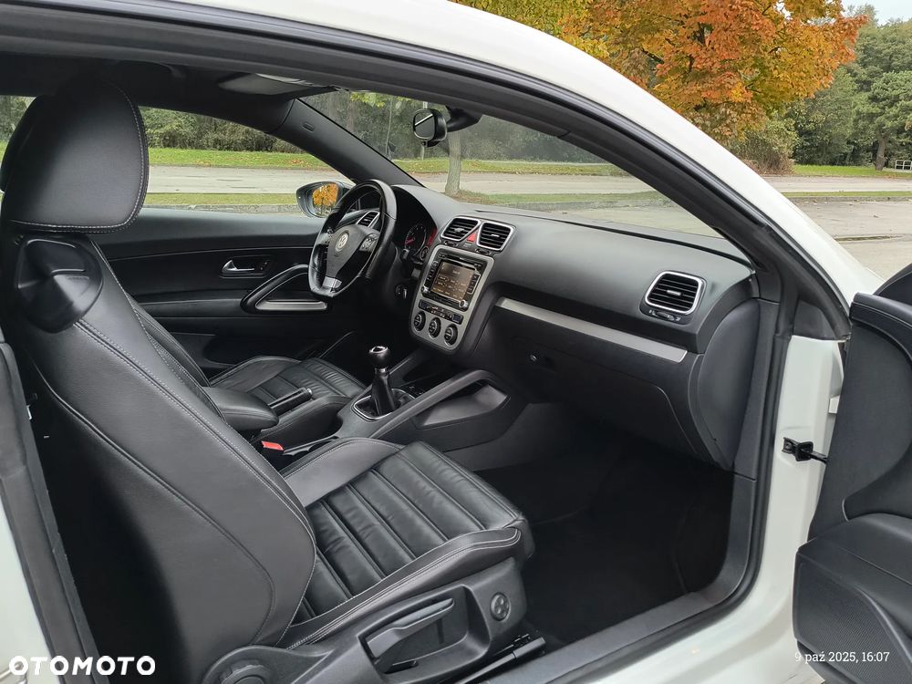 Volkswagen Scirocco 1.4 TSI Shark - 26