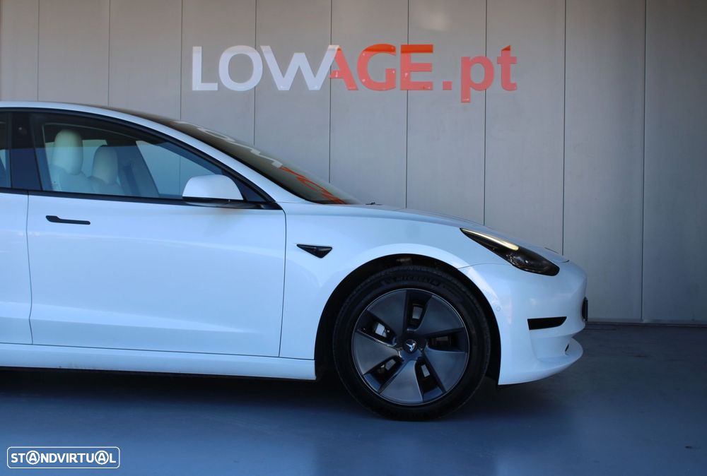 Tesla Model 3 Standard Range Plus RWD - 5