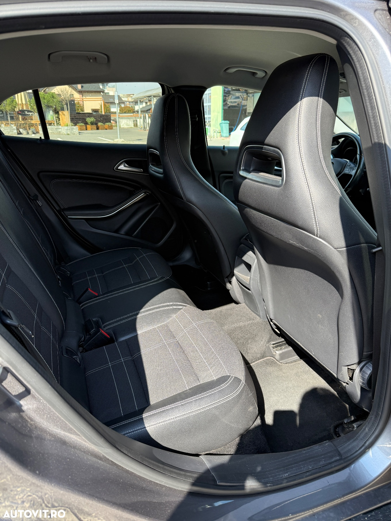 Mercedes-Benz GLA 180 (CDI) d 7G-DCT - 17