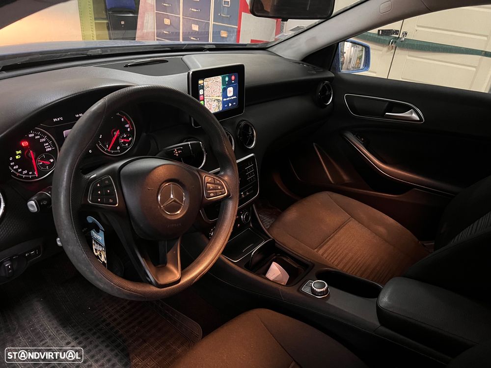 Mercedes-Benz A 180 CDI 7G DCT - 14