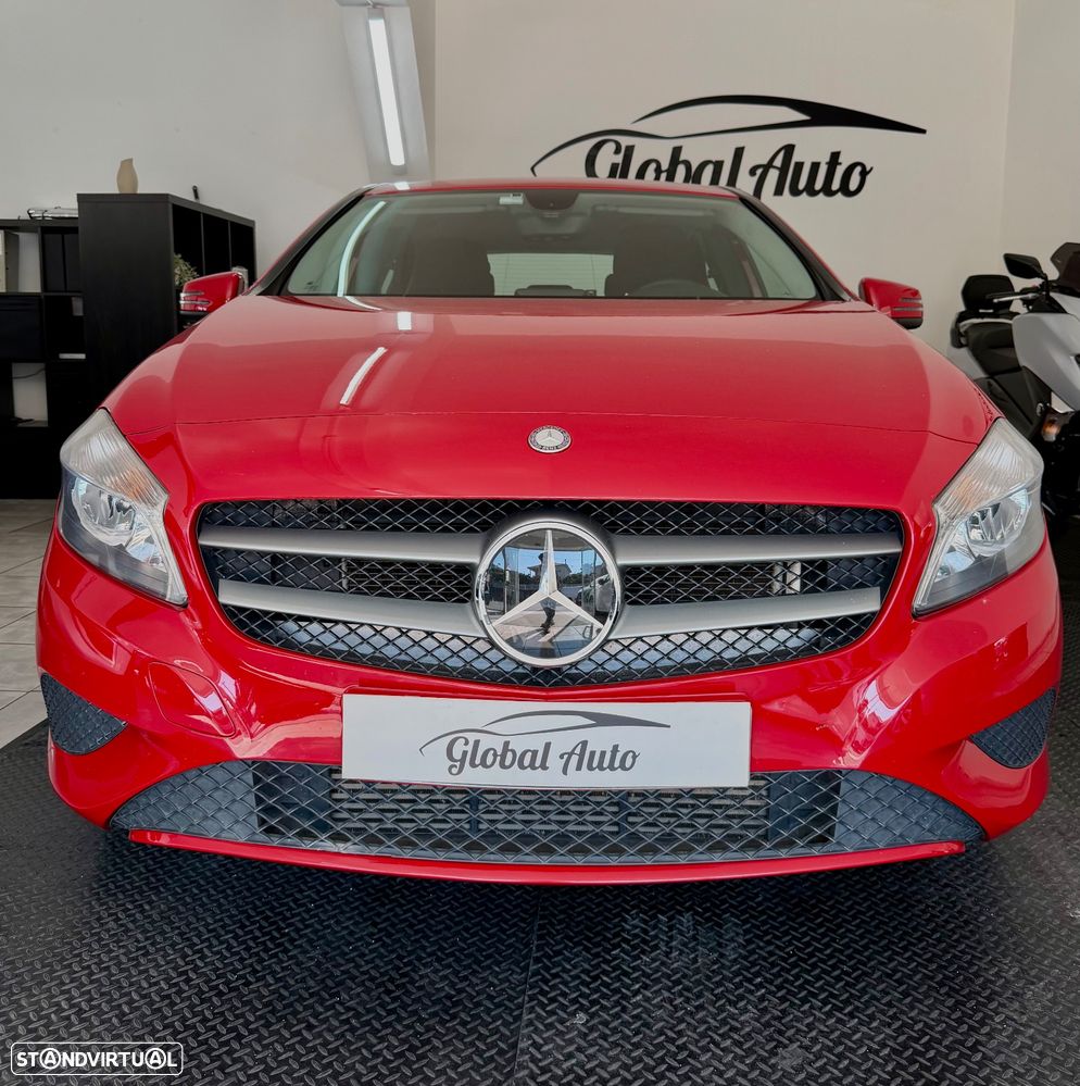 Mercedes-Benz A 180 d BlueEFFICIENCY Edition Style - 4