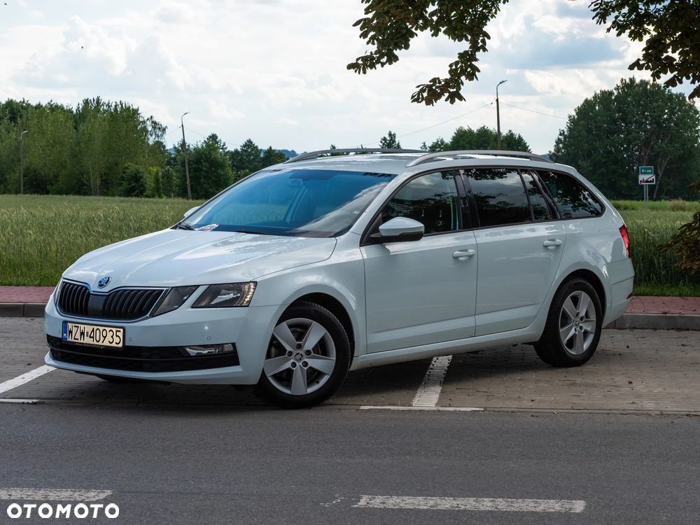 Skoda Octavia 2.0 TDI DSG Ambition - 9