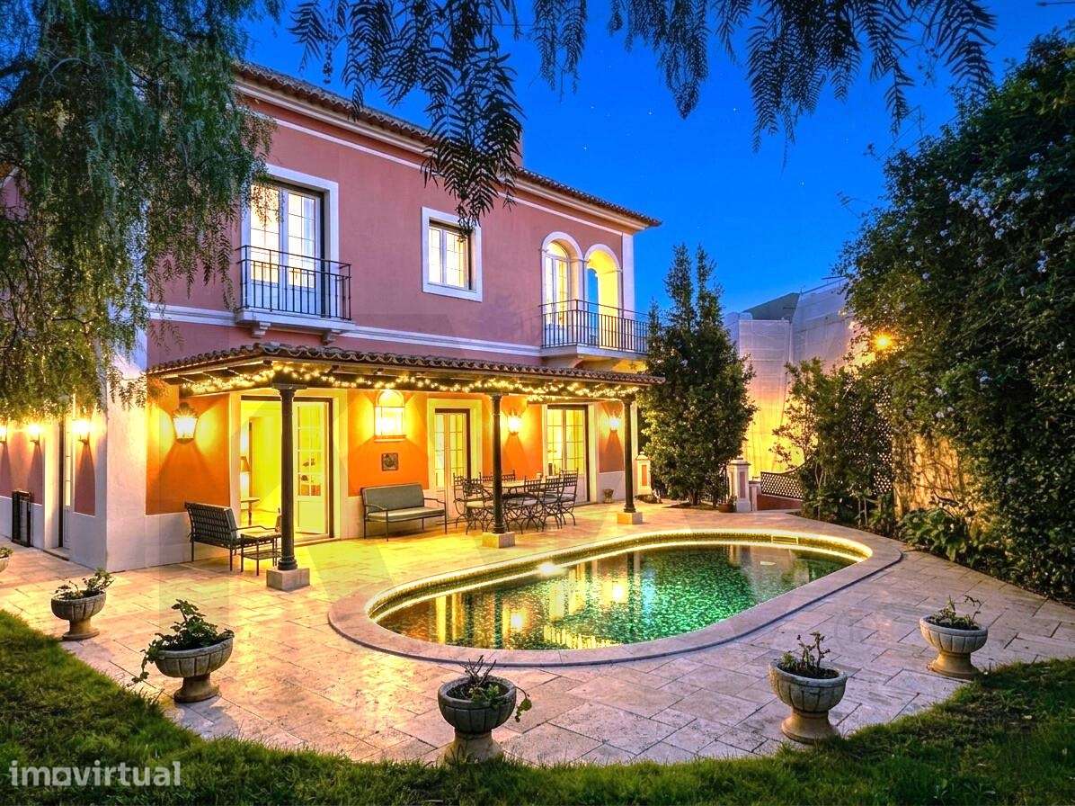 Moradia T4 de traça antiga, com Jardim e Piscina para venda no centro - Grande imagem: 3/59