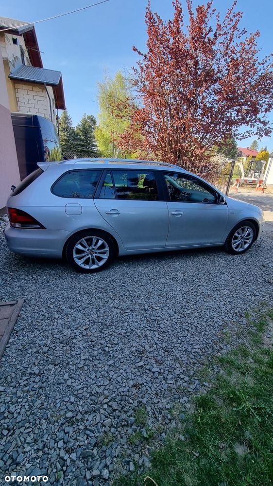Volkswagen Golf 2.0 TDI DPF DSG MATCH - 4