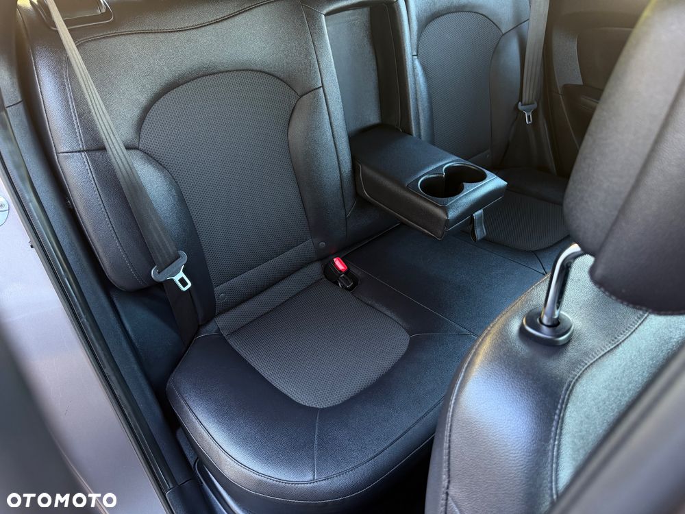 Hyundai ix35 1.6 2WD Trend - 35