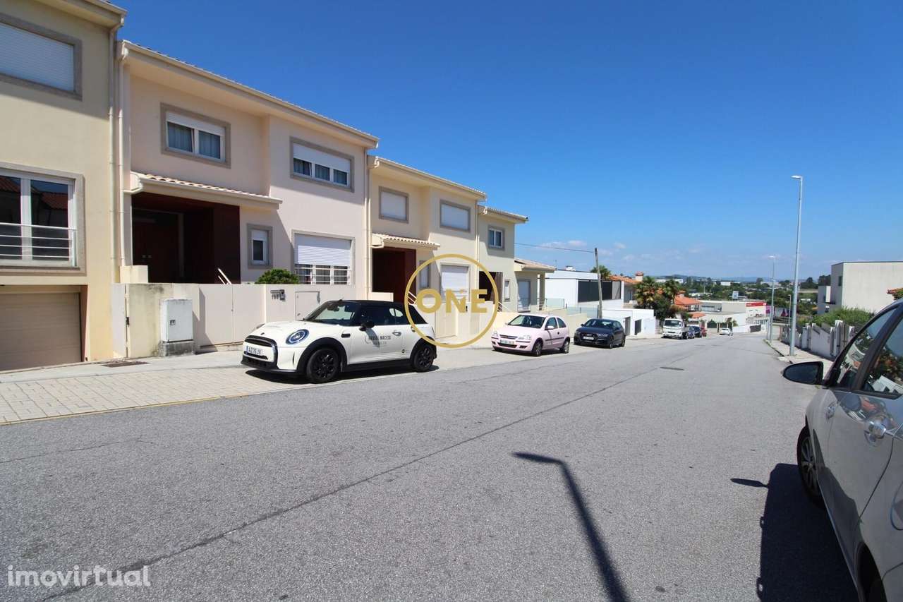 Venda Moradia - Grande imagem: 2/26