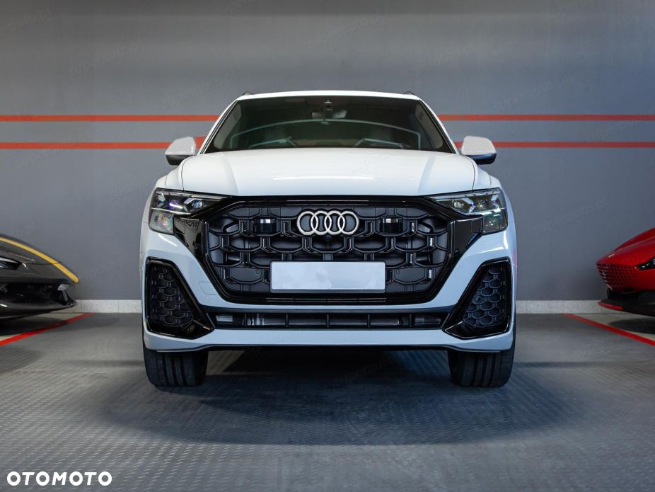 Audi Q8 - 3