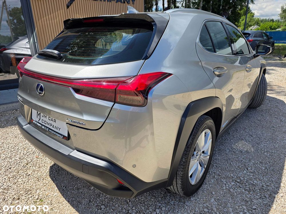 Lexus UX - 6