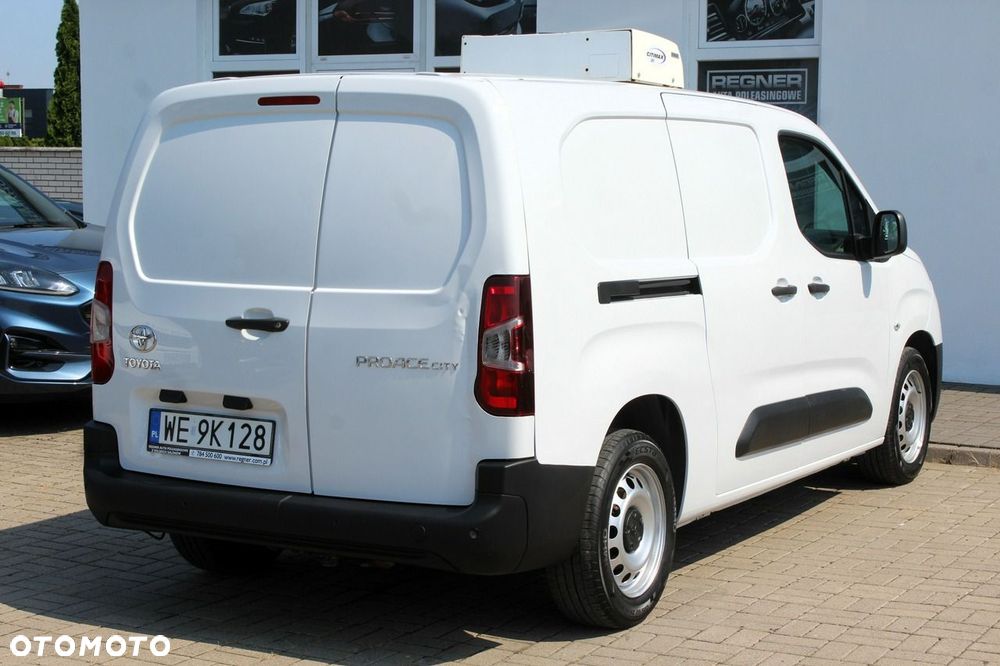 Toyota Proace City - 7