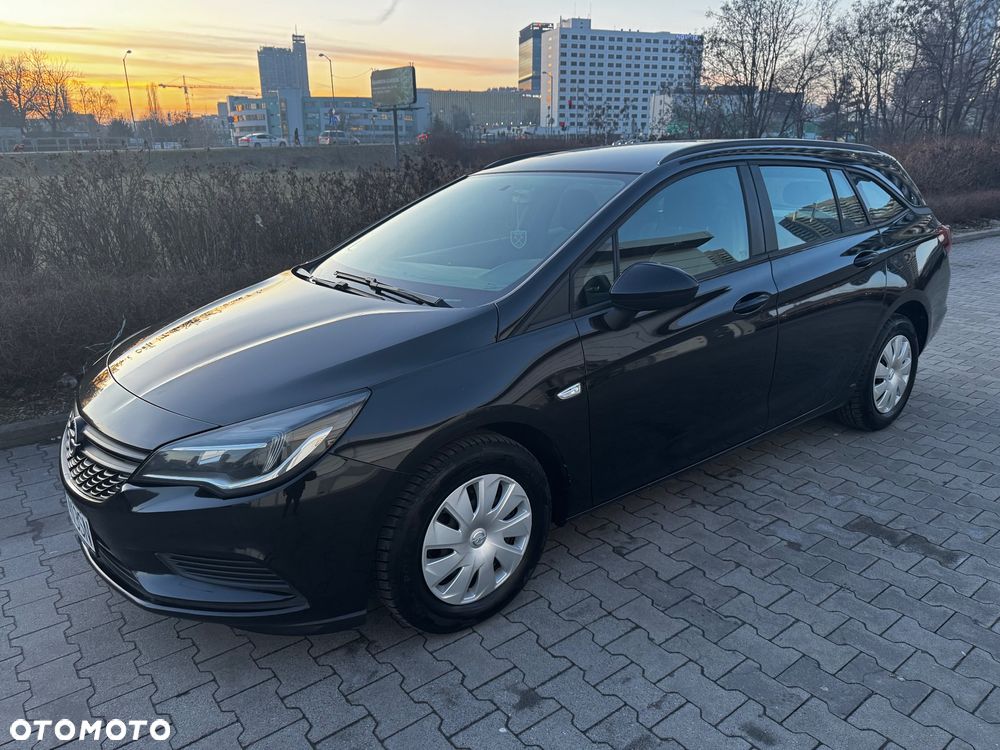 Opel Astra 1.6 D (CDTI) Business - 1