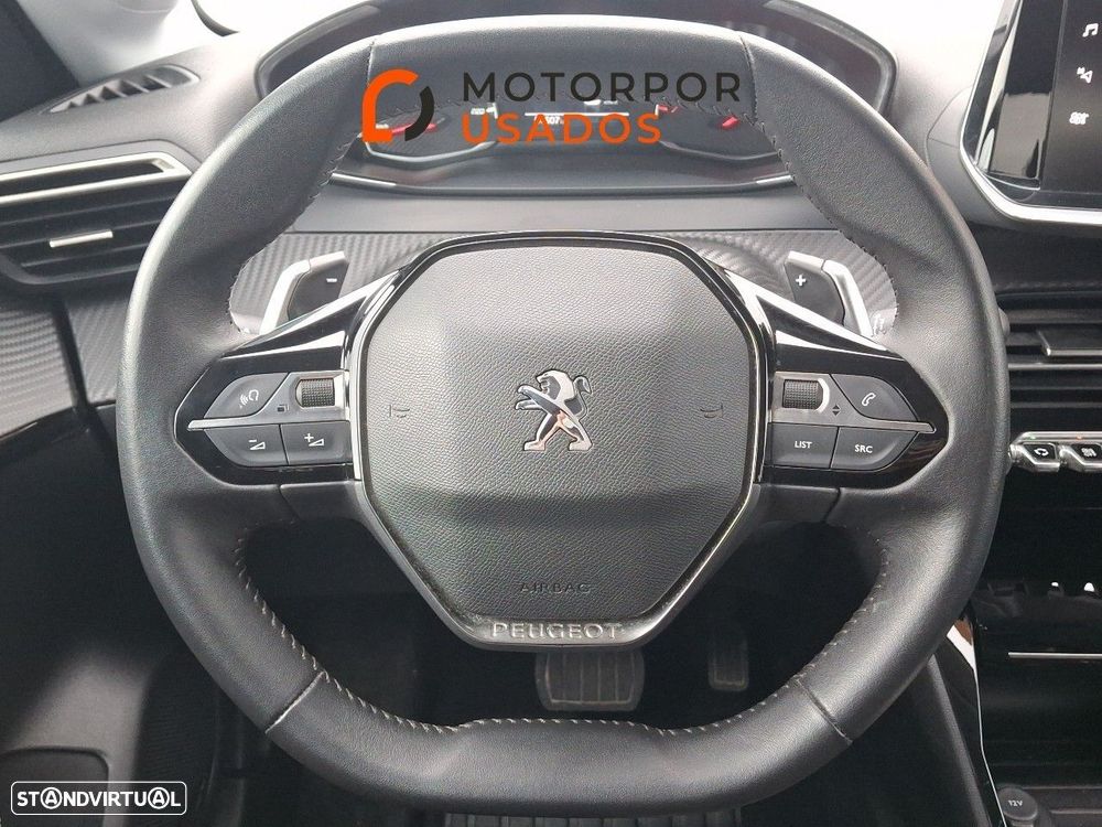 Peugeot 208 1.2 PureTech Allure EAT8 - 11