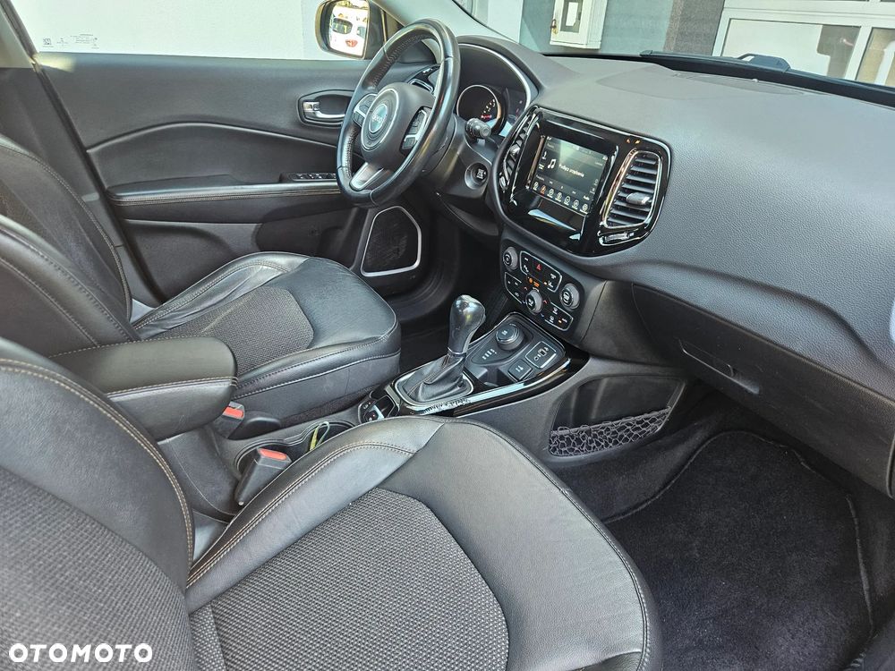 Jeep Compass 1.4 TMair Limited 4WD S&S - 19