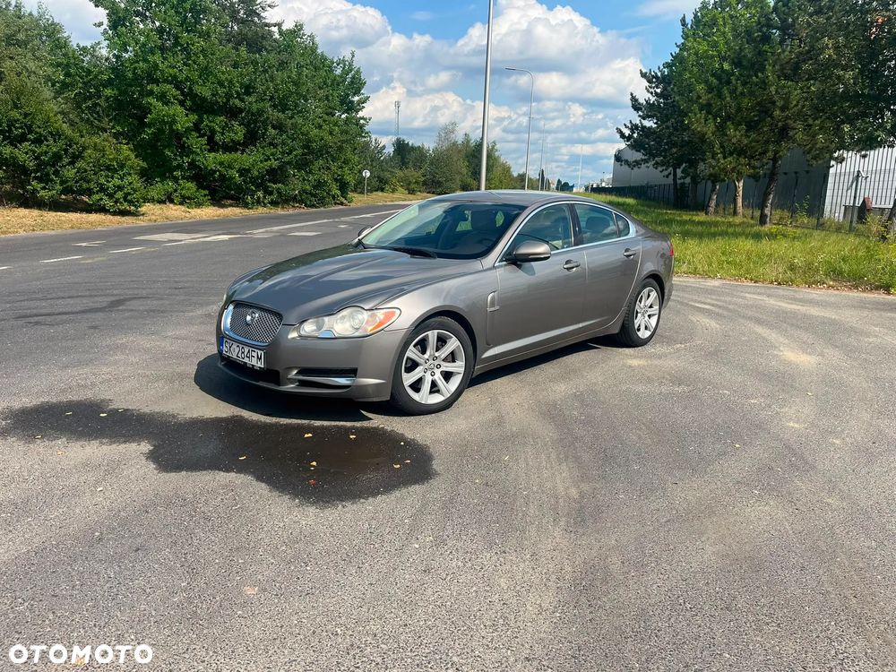Jaguar XF 3.0 V6 D Luxury - 1