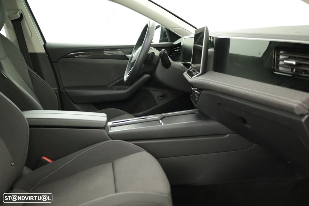 VW Passat Variant 1.5 TSI eHybrid DSG - 20