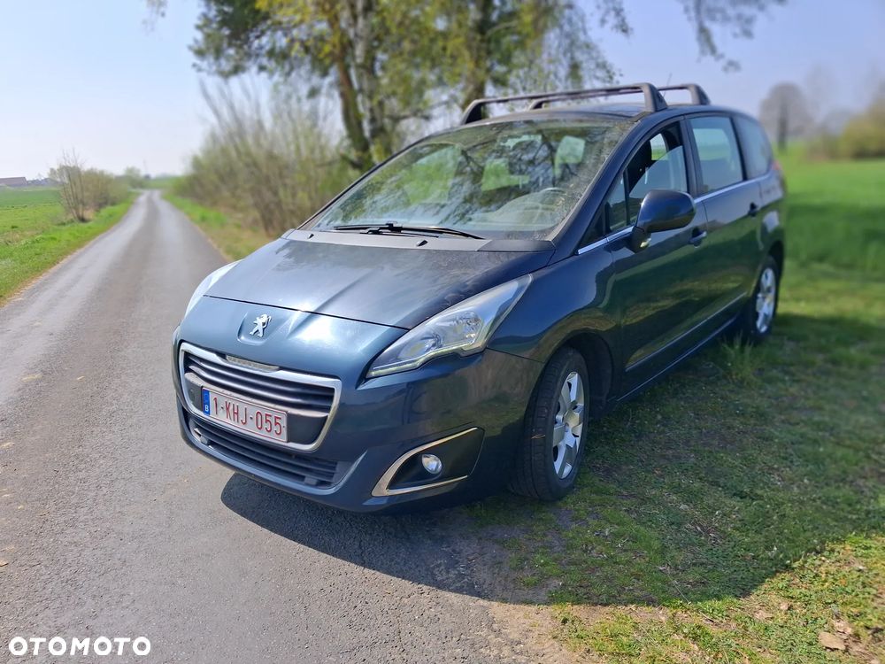 Peugeot 5008 HDI 115 Access - 13