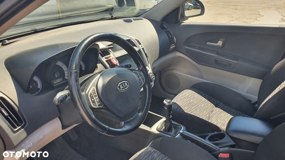 Kia Ceed 1.6 Crdi Comfort - 6